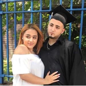 Meet your Posher, Javier